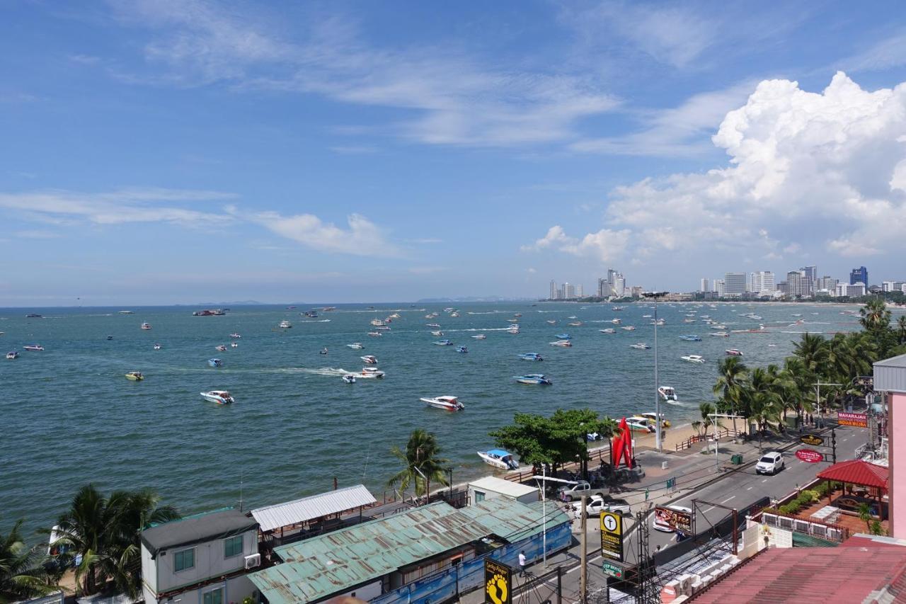Serene Hotel Pattaya Exterior photo